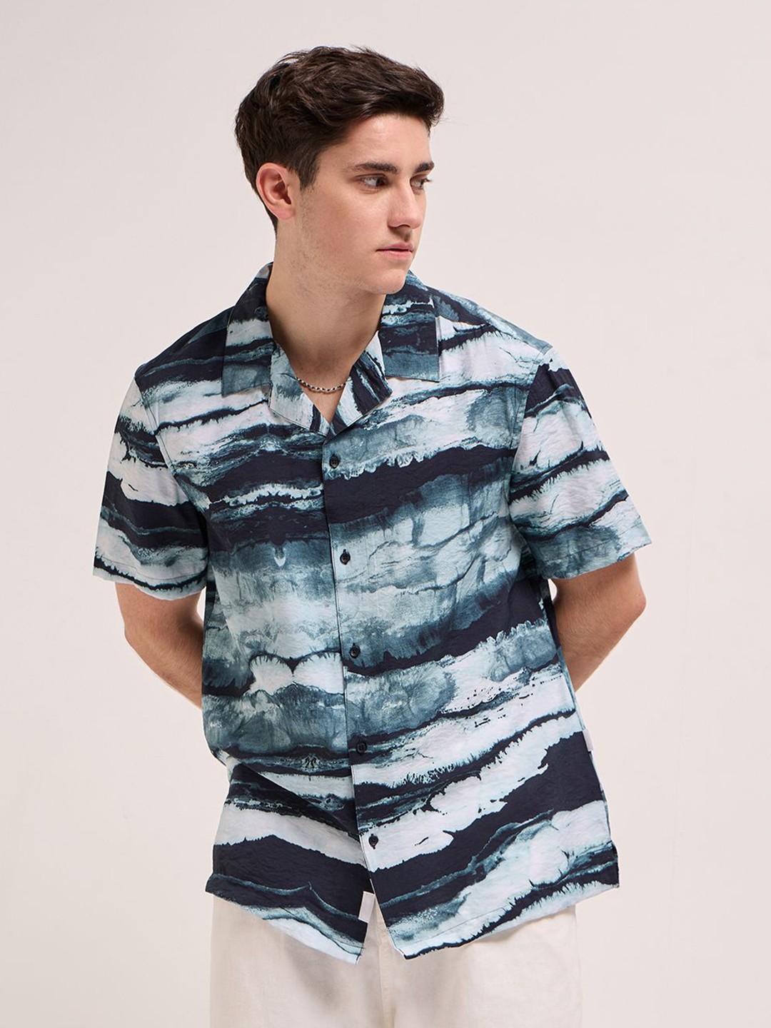 UZRDLca0_52e526e45faa49daa09360045f0d5002.jpg Cuban Collar Shirt - Image 1